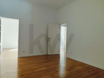 Apartamento T3 para Venda em Arroios