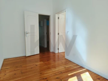 Apartamento T3 para Venda em Arroios