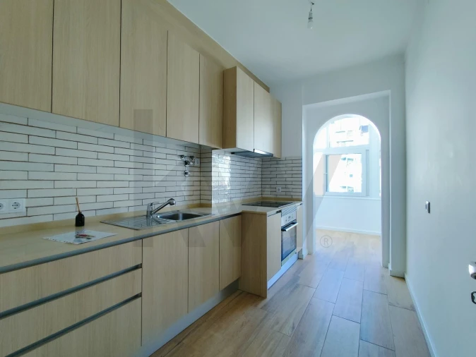 Apartamento T3 para Venda em Arroios Foto 19