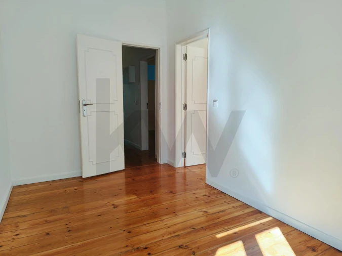 Apartamento T3 para Venda em Arroios Foto 5