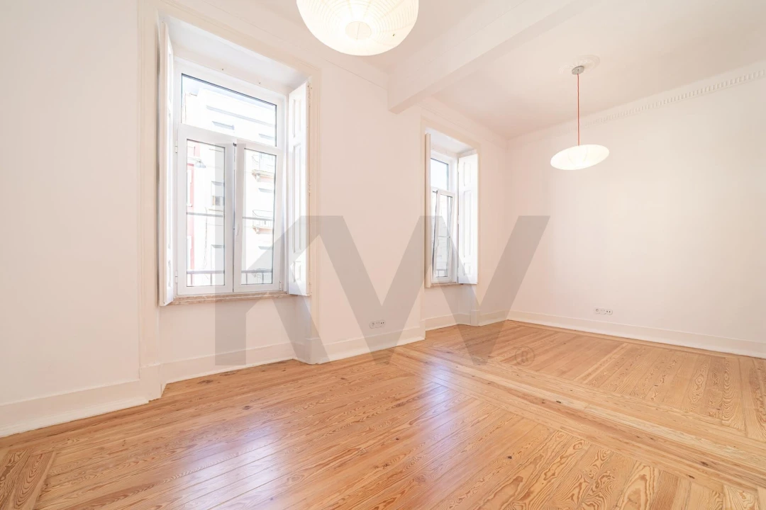 Apartamento T2 para Arrendamento em Campo de Ourique Foto 1