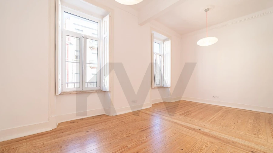 Apartamento T2 para Arrendamento em Campo de Ourique