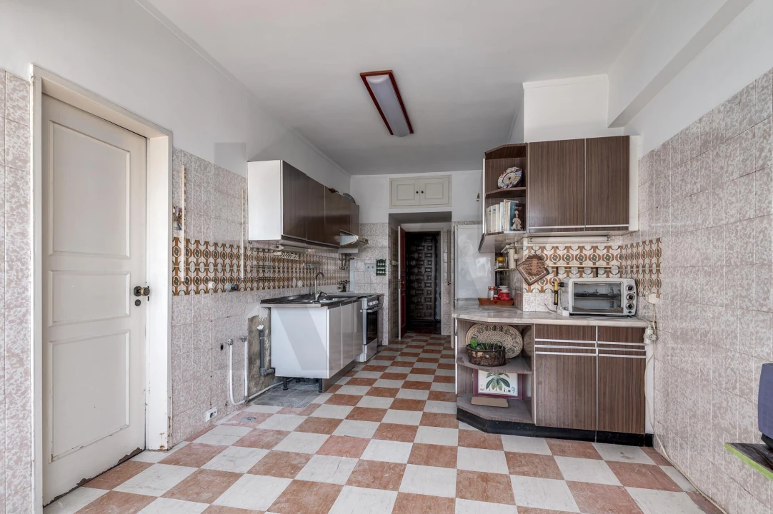 Apartamento T5 para Venda em Olivais Foto 29