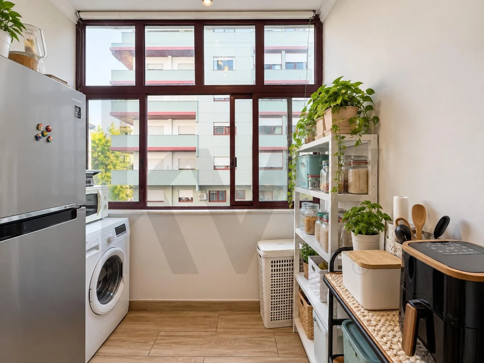 Apartamento T2 para Venda em Faro (Sé e São Pedro) Foto 5