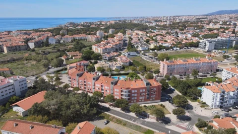 Apartamento T3 para Venda em Oeiras e São Julião da Barra, Paço de Arcos e Caxias
