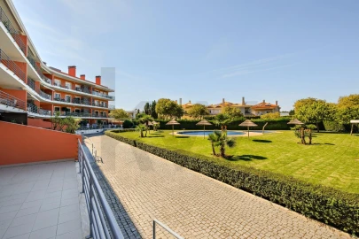 Apartamento T3 para Venda em Oeiras e São Julião da Barra, Paço de Arcos e Caxias