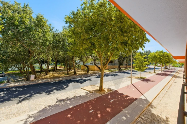 Apartamento T3 para Venda em Oeiras e São Julião da Barra, Paço de Arcos e Caxias Foto 32