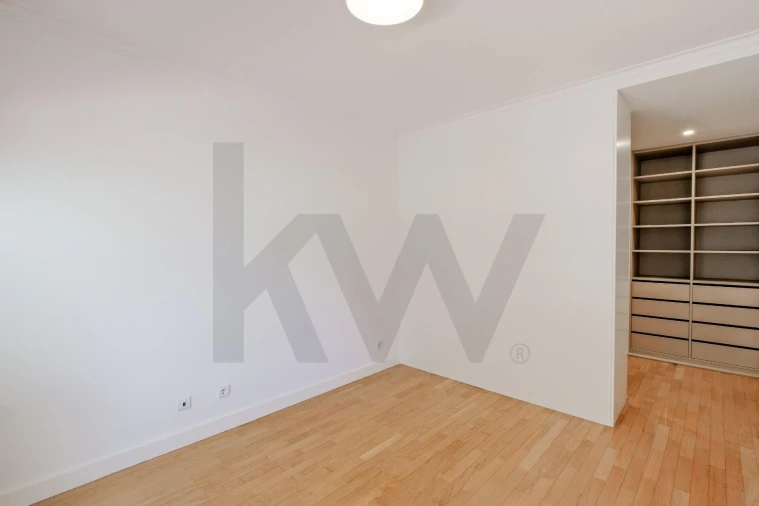 Apartamento T3 para Venda em Oeiras e São Julião da Barra, Paço de Arcos e Caxias Foto 39