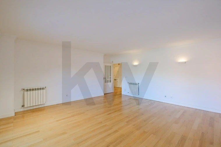 Apartamento T3 para Venda em Oeiras e São Julião da Barra, Paço de Arcos e Caxias Foto 8