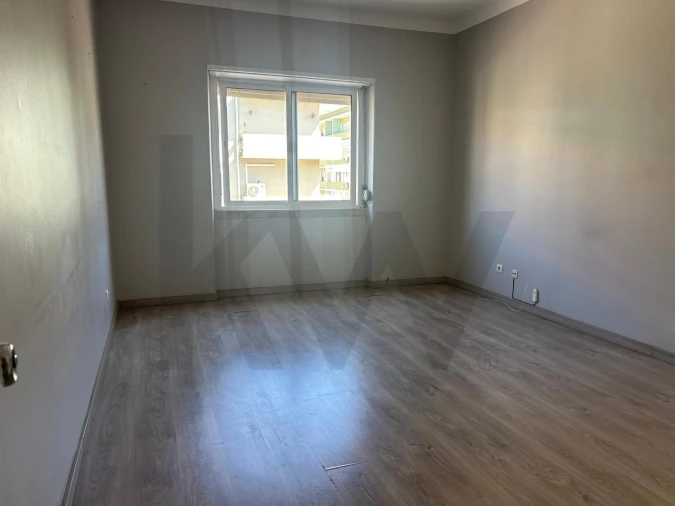 Apartamento T4 para Venda em União das Freguesias de Setúbal Foto 6