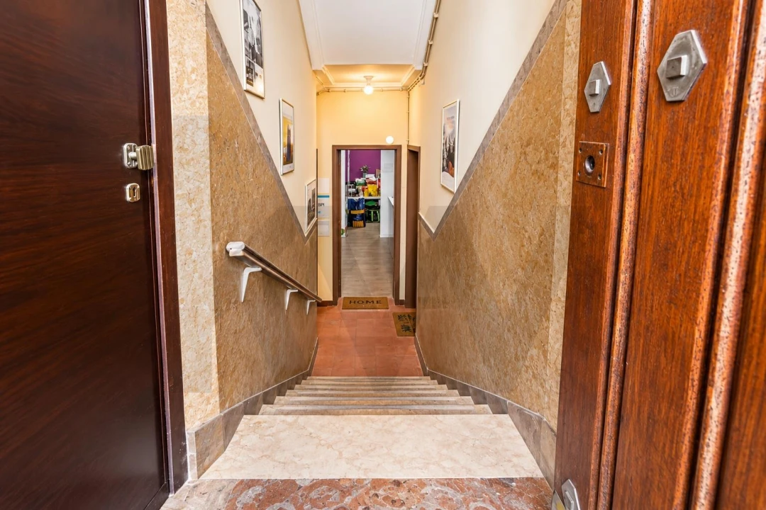 Apartamento T5 para Venda em Arroios Foto 9