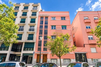 Apartamento T5 para Venda em Arroios