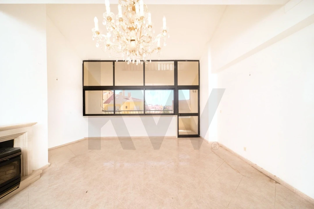 Apartamento T4 para Venda em Cascais e Estoril Foto 4