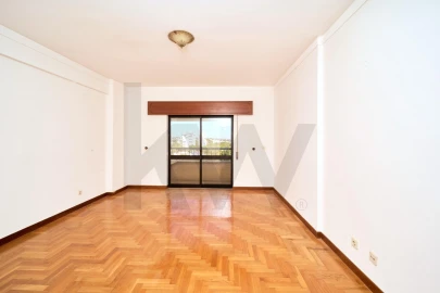 Apartamento T4 para Venda em Cascais e Estoril