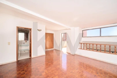 Apartamento T4 para Venda em Cascais e Estoril