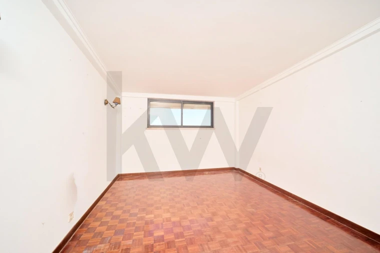 Apartamento T4 para Venda em Cascais e Estoril Foto 34