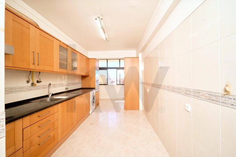 Apartamento T4 para Venda em Cascais e Estoril Foto 24