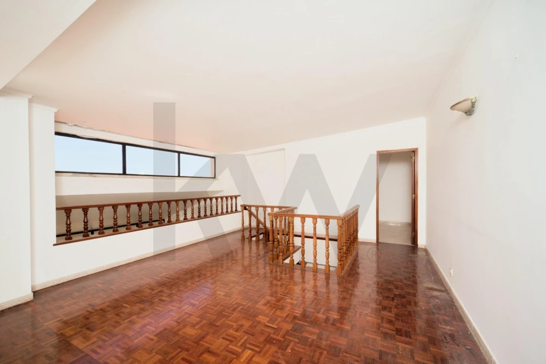 Apartamento T4 para Venda em Cascais e Estoril Foto 29