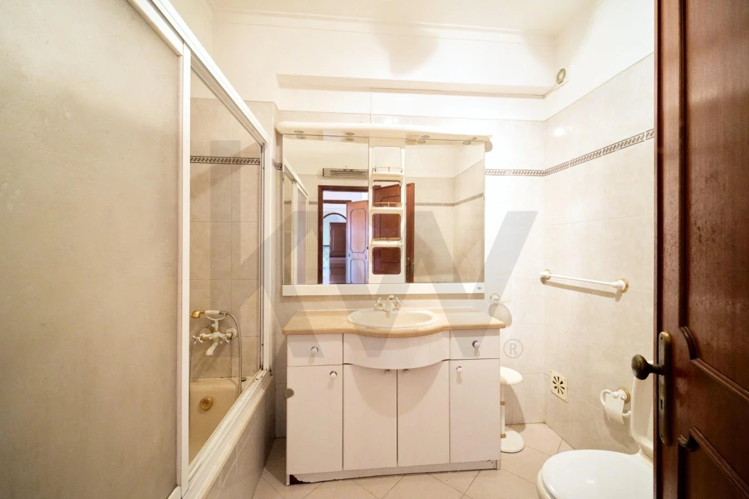 Apartamento T4 para Venda em Cascais e Estoril Foto 11