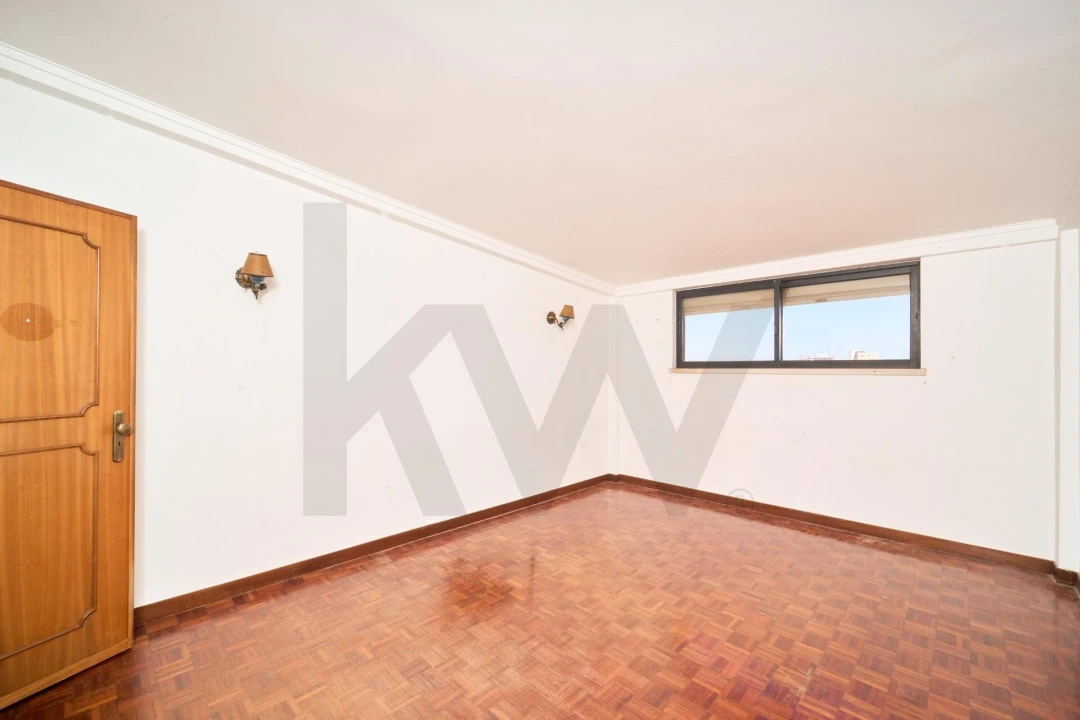 Apartamento T4 para Venda em Cascais e Estoril Foto 35