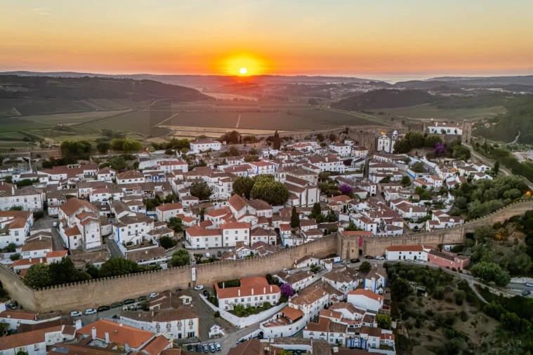 Moradia T3 para Venda em Santa Maria, São Pedro e Sobral da Lagoa Foto 39