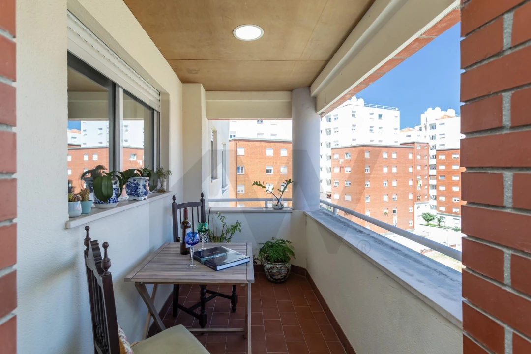 Apartamento T3 para Venda em Lumiar Foto 4