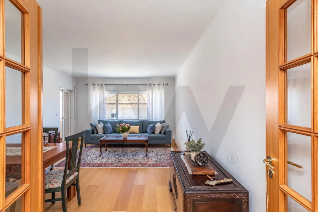 Apartamento T3 para Venda em Lumiar Foto 1