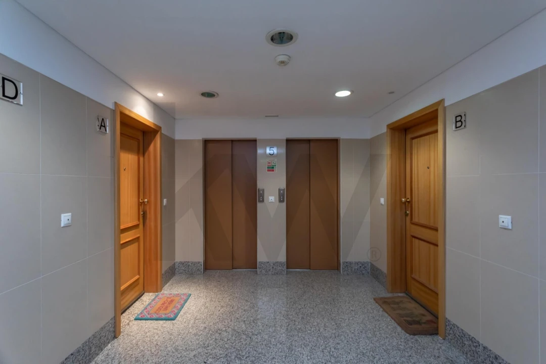 Apartamento T3 para Venda em Lumiar Foto 35