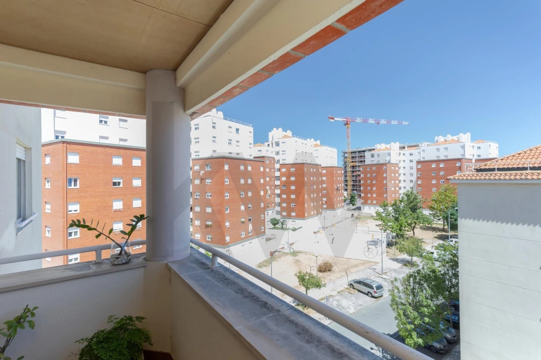 Apartamento T3 para Venda em Lumiar Foto 6