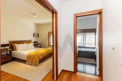 Apartamento T4 para Venda em Lordelo do Ouro e Massarelos