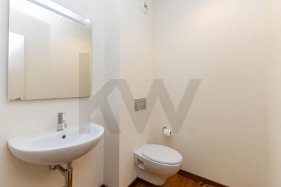 Apartamento T4 para Venda em Lordelo do Ouro e Massarelos