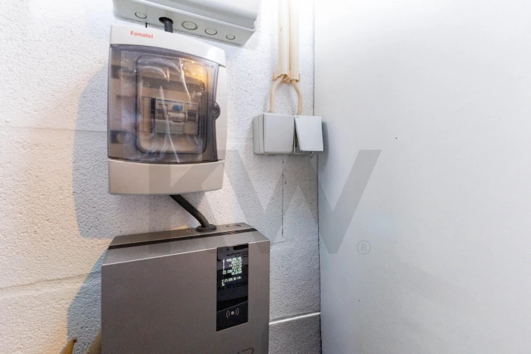 Apartamento T4 para Venda em Lordelo do Ouro e Massarelos Foto 31