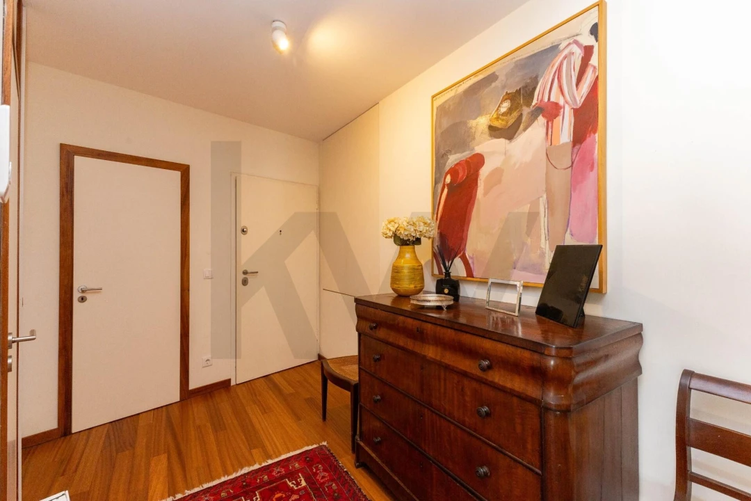 Apartamento T4 para Venda em Lordelo do Ouro e Massarelos Foto 7