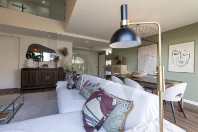 Moradia T4 para Venda em Carcavelos e Parede