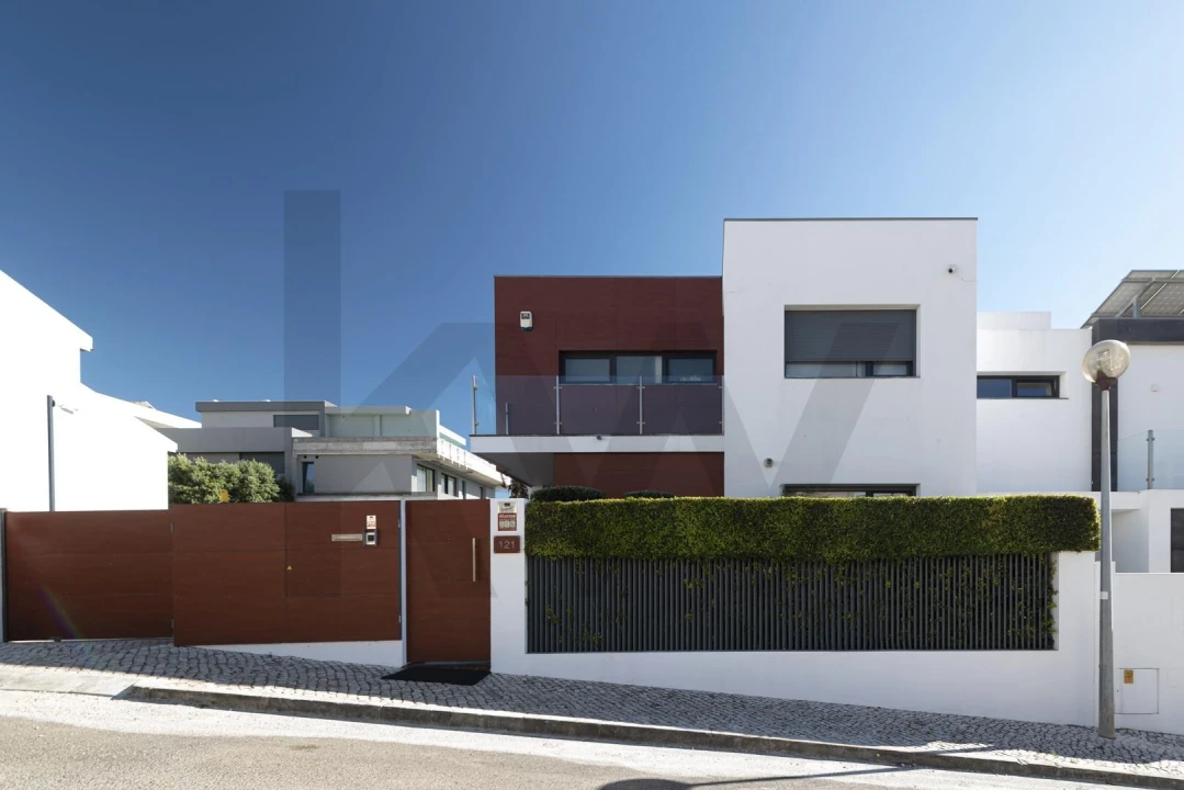 Moradia T4 para Venda em Carcavelos e Parede Foto 3