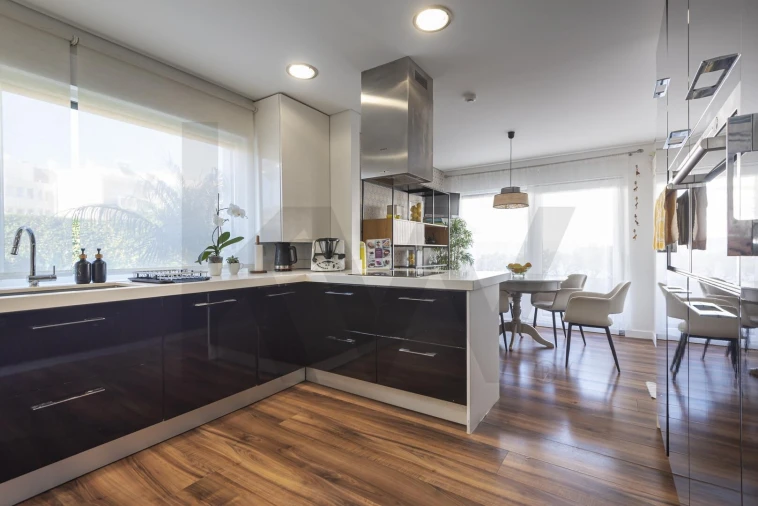 Moradia T4 para Venda em Carcavelos e Parede Foto 35