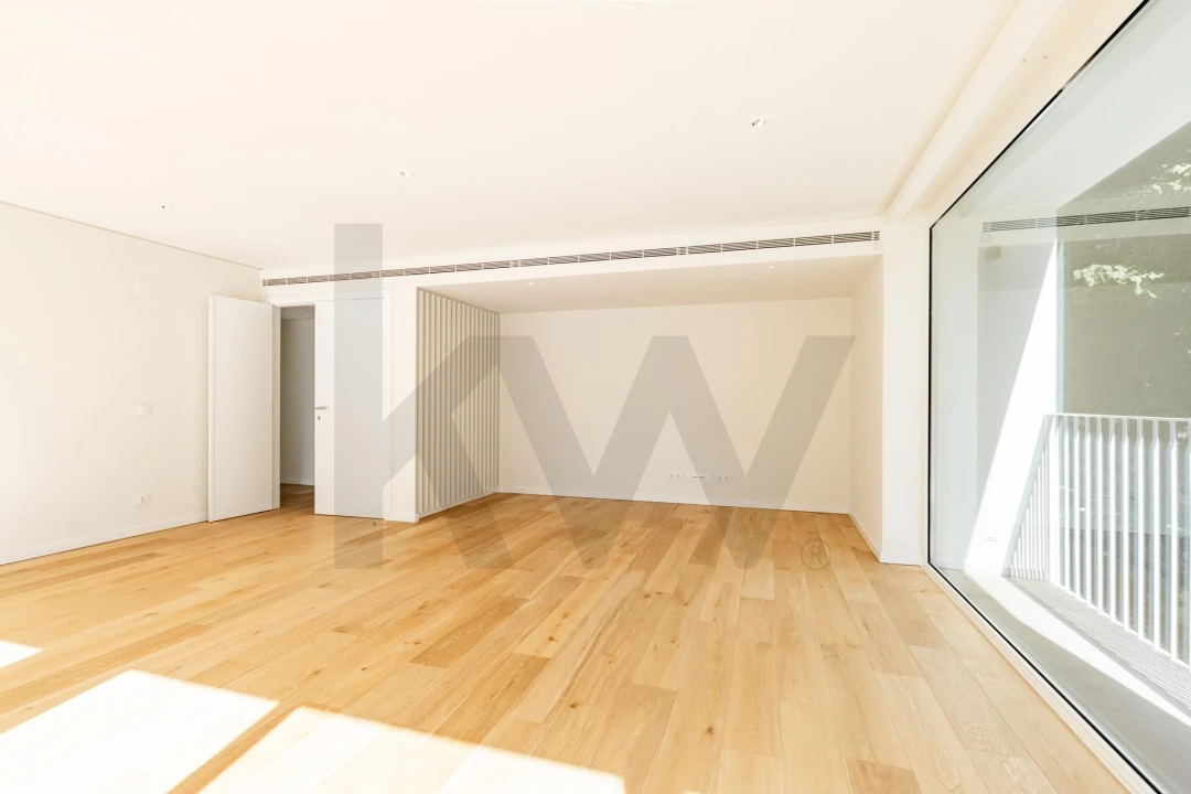 Apartamento T3 para Arrendamento em Areeiro Foto 3