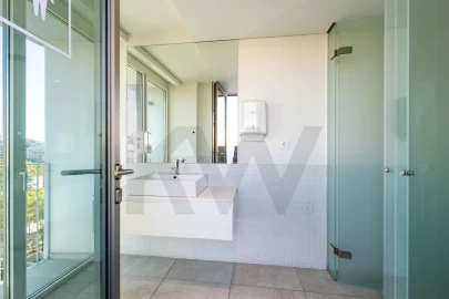 Apartamento T3 para Arrendamento em Areeiro