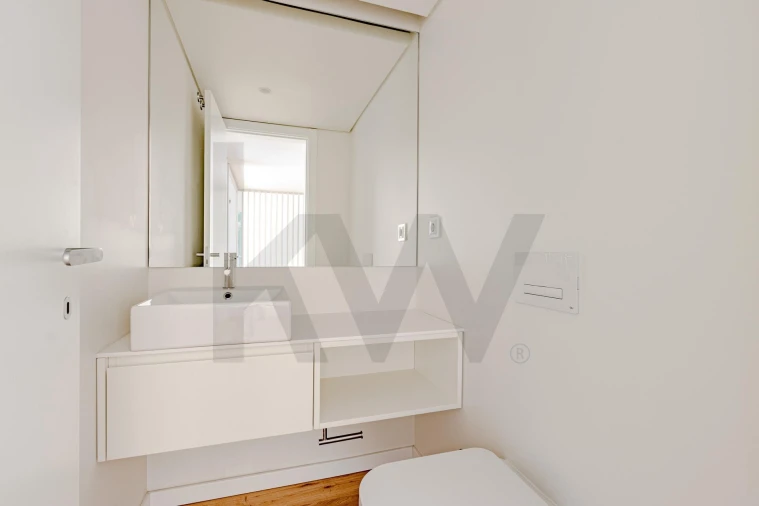 Apartamento T3 para Arrendamento em Areeiro Foto 26