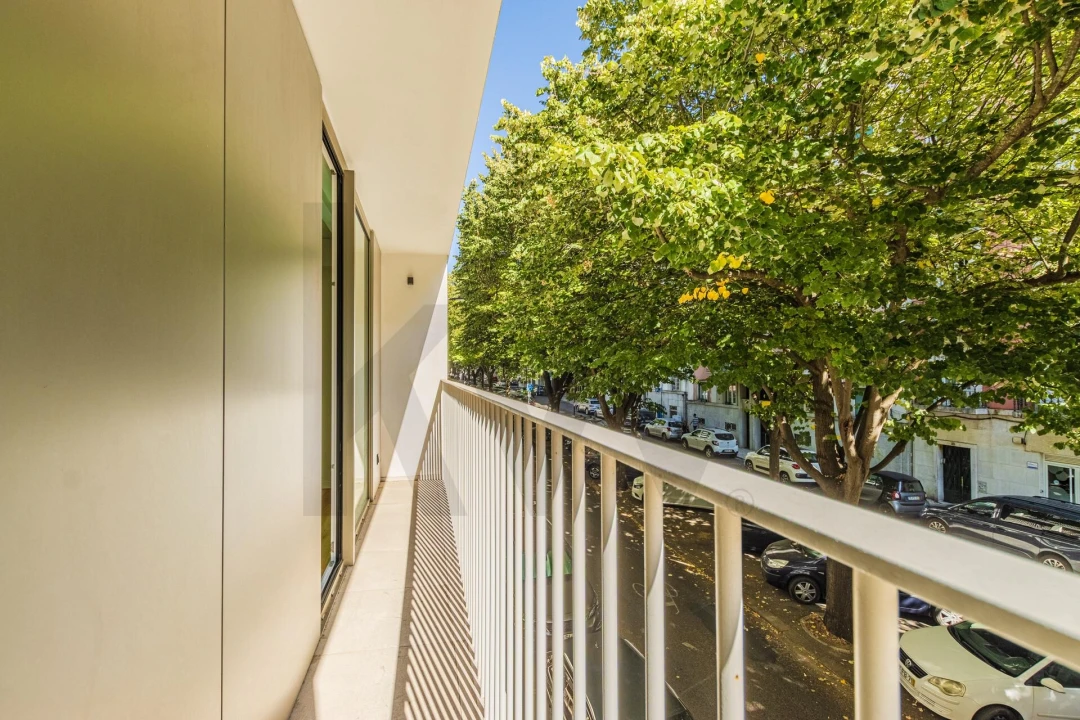 Apartamento T3 para Arrendamento em Areeiro Foto 32