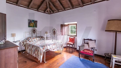 Quinta T3 para Venda em Igreja Nova e Cheleiros