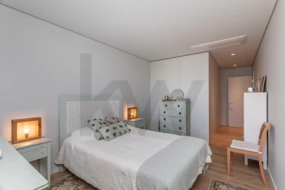 Apartamento T3 para Venda em Algés, Linda-A-Velha e Cruz Quebrada-Dafundo