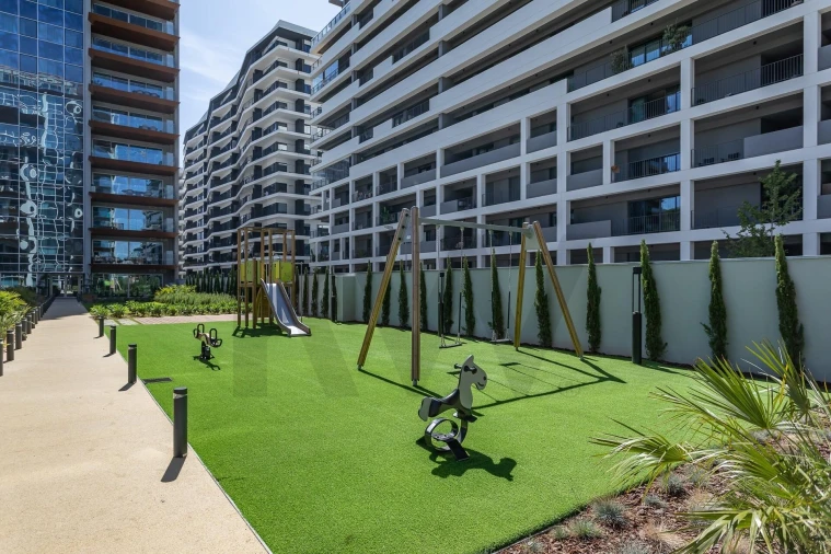 Apartamento T3 para Venda em Algés, Linda-A-Velha e Cruz Quebrada-Dafundo Foto 5