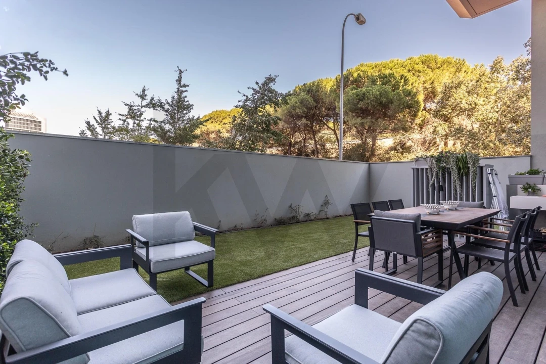 Apartamento T3 para Venda em Algés, Linda-A-Velha e Cruz Quebrada-Dafundo Foto 13