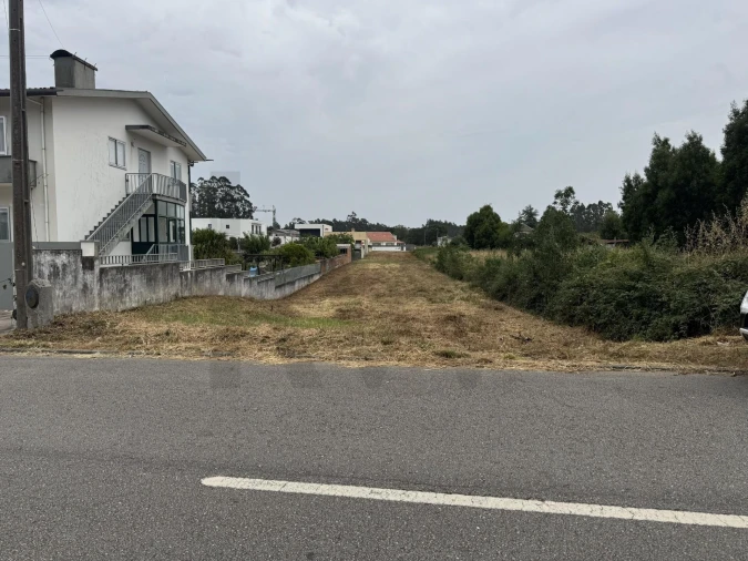 Terreno para Venda em Maceda Foto 2