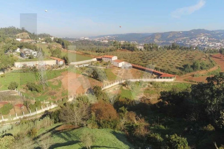 Moradia T5 para Venda em Santa Clara e Castelo Viegas Foto 5
