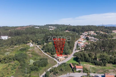 Terreno para Venda em Sandim, Olival, Lever e Crestuma