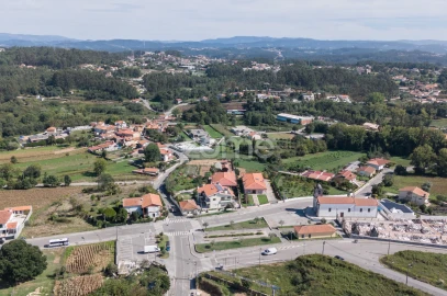 Terreno para Venda em Sandim, Olival, Lever e Crestuma