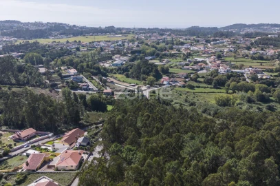 Terreno para Venda em Sandim, Olival, Lever e Crestuma