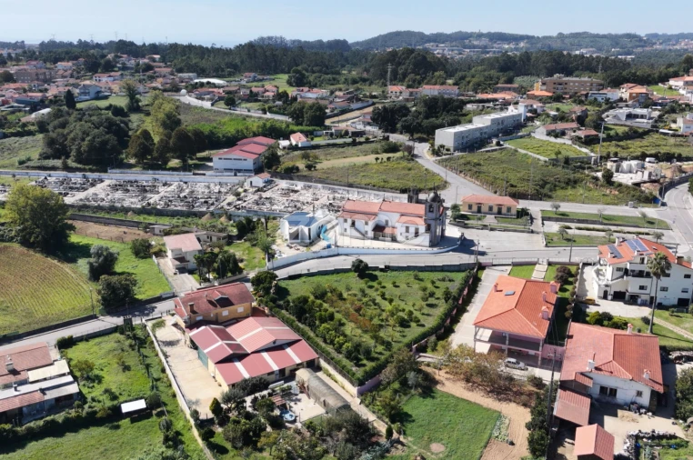 Terreno para Venda em Sandim, Olival, Lever e Crestuma Foto 4